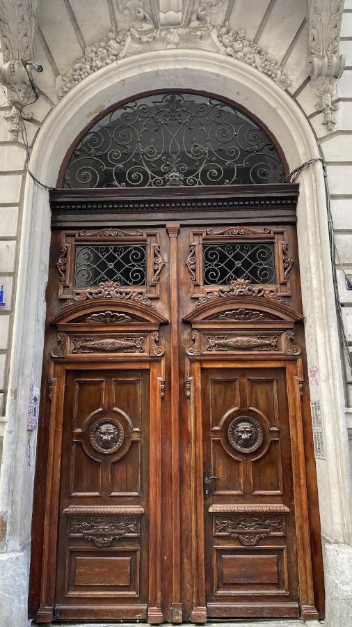 Dom Boutique Apartments - Old Town Belgrád Kültér fotó